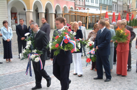 Hejtman uctil památku okupace Československa vojsky Varšavské smlouvy