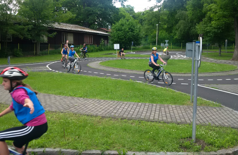 Základní školy z Kokonína a Lomnice budou reprezentovat kraj v celorepublikovém finále soutěže mladých cyklistů