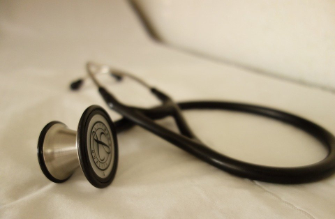 stethoscope-2359757 960 720